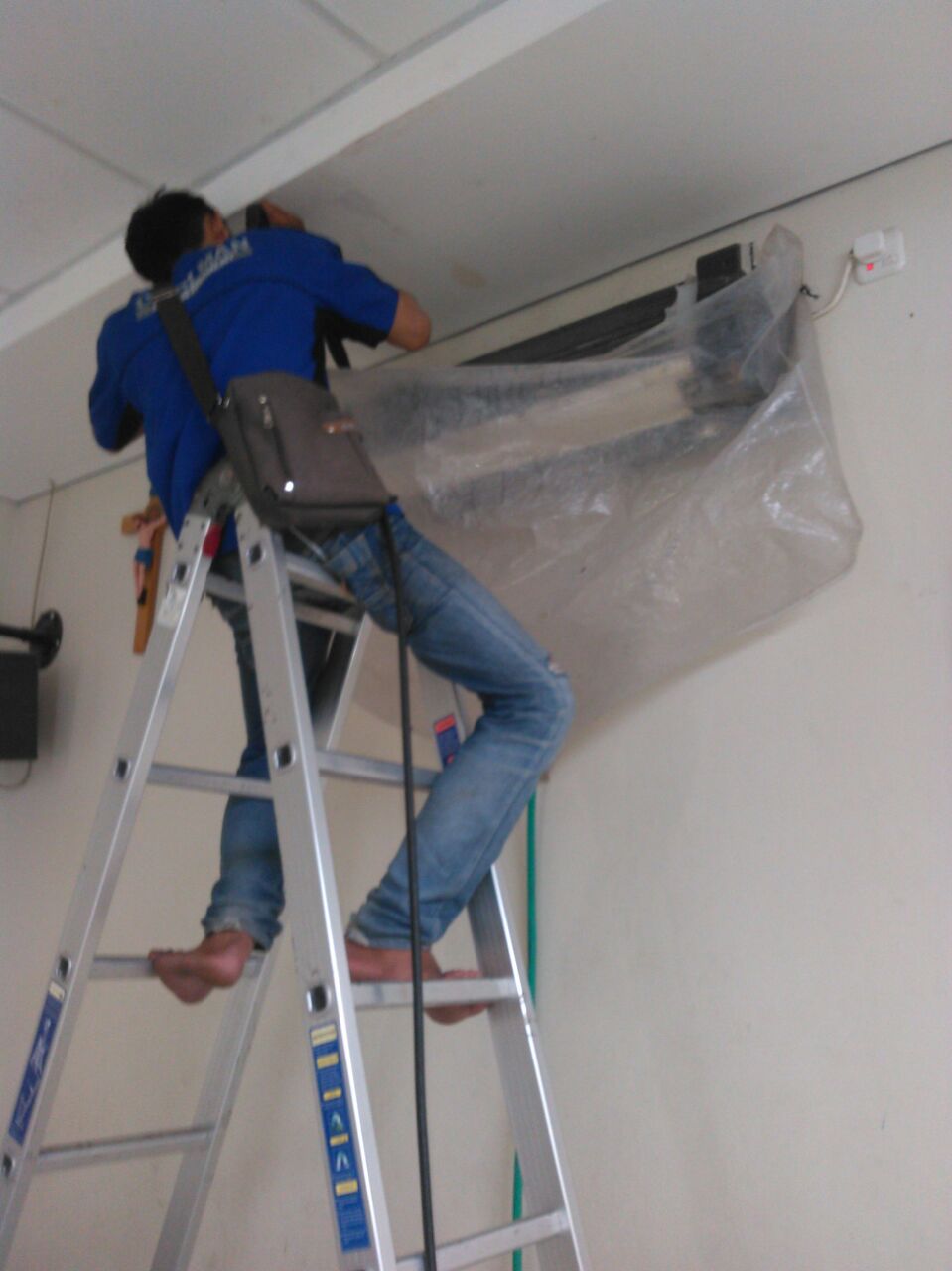 Service Ac Buaran